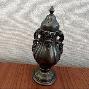 Vintage Baroque By Wallace Silverplated Pepper Shaker 10oz Weight